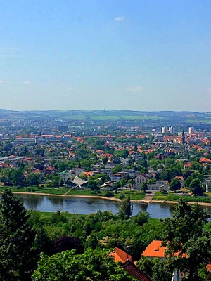 Panoramablick auf das Dresdner Elbtal