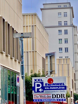 Dresden, Center am Simmel-Hochhaus